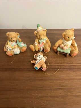 Vintage birthday cherished teddies